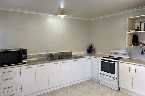 Photo of property in 25 Elder Place, Massey, Auckland, 0614