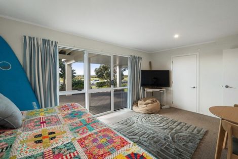 Photo of property in 148 Seaforth Road, Waihi Beach, 3611
