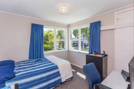 Photo of property in 32 Highbury Drive, Levin, 5510