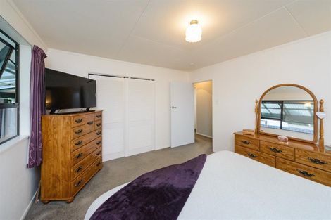 Photo of property in 14 Aitken Street, Bulls, 4818