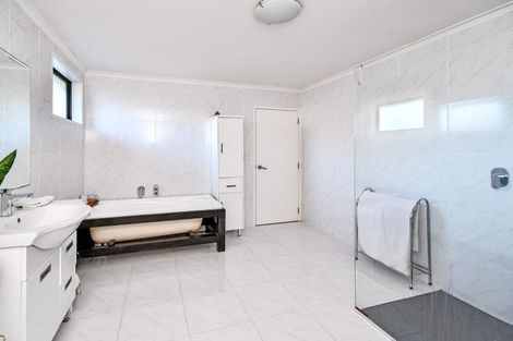 Photo of property in 16b Alexander Street, Papakura, 2110