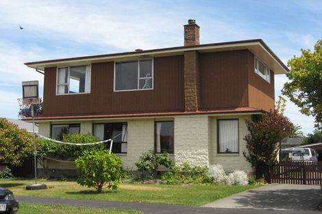 Photo of property in 11 Eglinton Street, Avondale, Christchurch, 8061