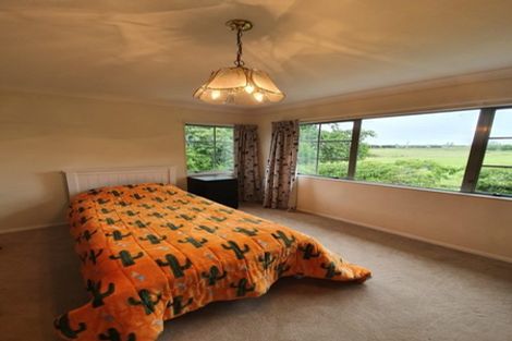 Photo of property in 15 Gellert Road, Karaka, Papakura, 2580