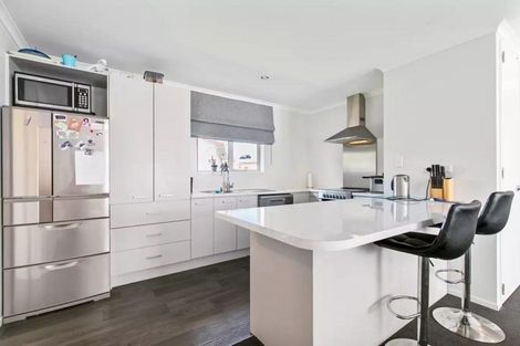 Photo of property in 15 Udall Place, Bucklands Beach, Auckland, 2014