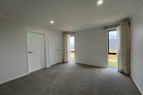 Photo of property in 33a Leathem Crescent, Pokeno, 2402
