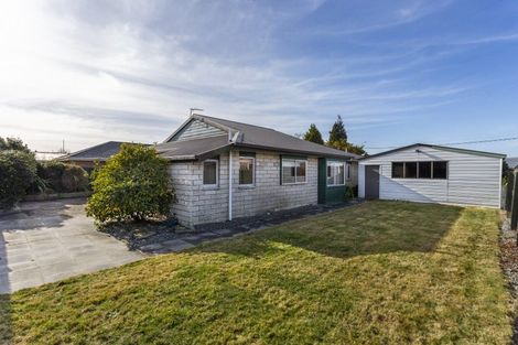 Photo of property in 1/80 Middlepark Road, Sockburn, Christchurch, 8042