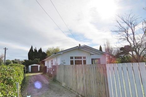 Photo of property in 49 Wainoni Road, Wainoni, Christchurch, 8061