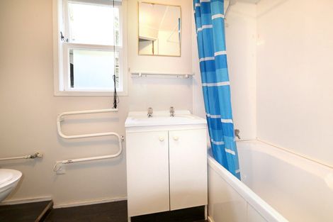 Photo of property in 37 Berkshire Street, Arrowtown, 9302