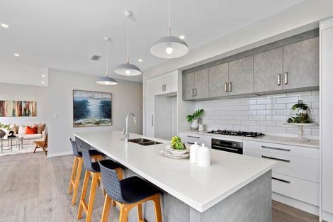 Photo of property in 28 Cassidy Drive, Orewa, 0931