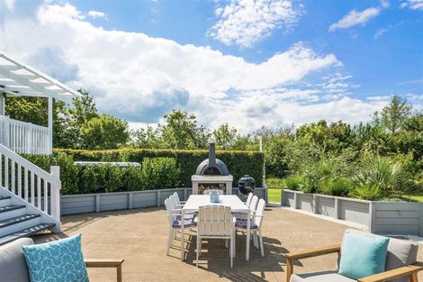 Photo of property in 490 Whitehills Road, Waitoki, Silverdale, 0994