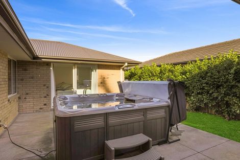 Photo of property in 24 Reka Street, Parklands, Christchurch, 8083