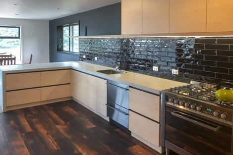 Photo of property in 18 Dorset Street, Picton, 7220