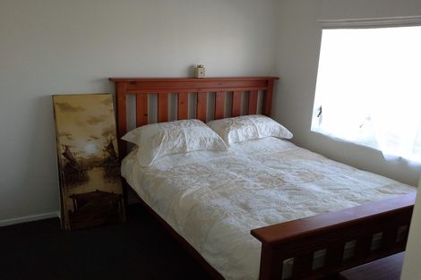 Photo of property in 3a Cadman Avenue, Waterview, Auckland, 1026