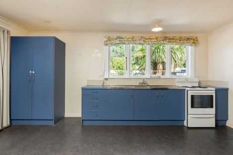 Photo of property in 59 Hampden Street, Picton, 7220