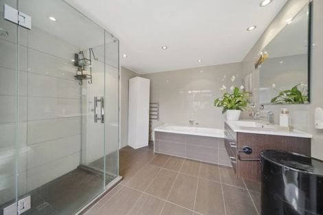 Photo of property in 1/27 Browns Avenue, Pakuranga, Auckland, 2010