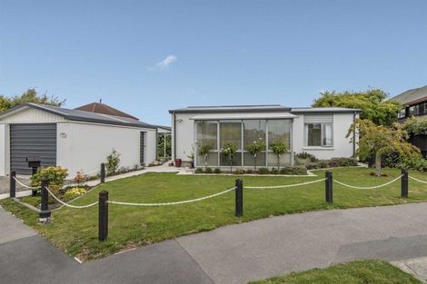 Photo of property in 1/37 Aberfoyle Place, Parklands, Christchurch, 8083