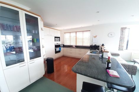 Photo of property in 20 Oban Road, Browns Bay, Auckland, 0630