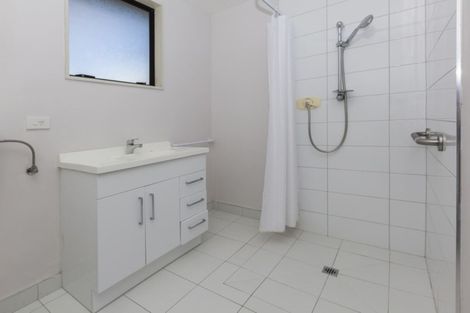 Photo of property in 2/7 Sefton Street, Belfast, Christchurch, 8051