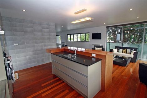 Photo of property in 2/84 Young Street, New Plymouth, 4310