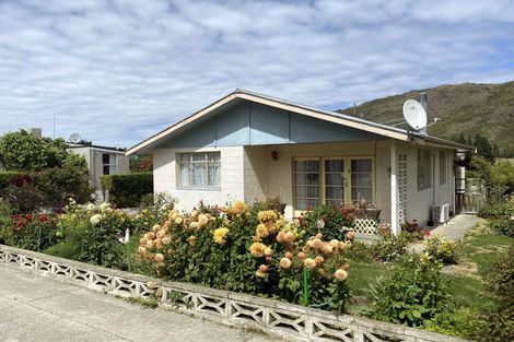 Photo of property in 7 Sunderland Street, Clyde, 9330