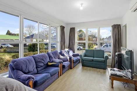 Photo of property in 53 Hillary Crescent, Upper Riccarton, Christchurch, 8041