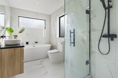 Photo of property in 13c Griffen Park Road, Mount Roskill, Auckland, 1041