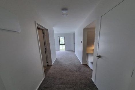 Photo of property in 53 Morihana Close, Glen Eden, Auckland, 0602