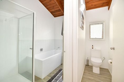Photo of property in 1251 Whangaparaoa Road, Gulf Harbour, Whangaparaoa, 0930