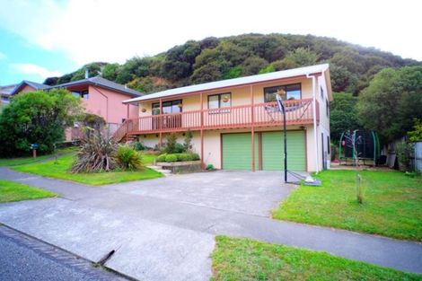 Photo of property in 104 Ayton Drive, Whitby, Porirua, 5024