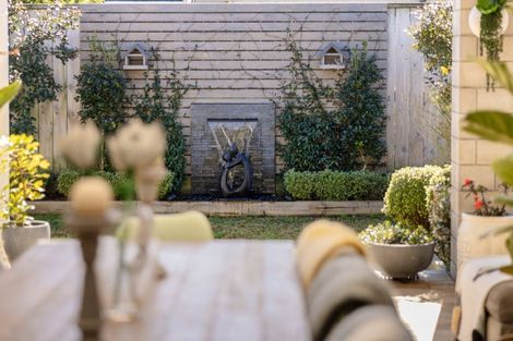 Photo of property in 124 Puhirake Crescent, Pyes Pa, Tauranga, 3112