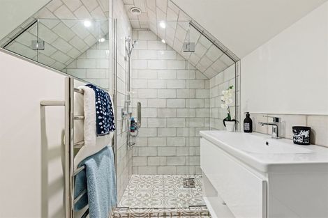 Photo of property in 133 Deans Avenue, Riccarton, Christchurch, 8011