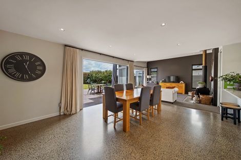 Photo of property in 9 Crown Close, Prebbleton, 7604