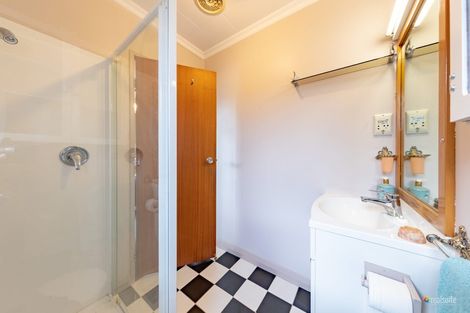 Photo of property in 43 Henry Street, Ebdentown, Upper Hutt, 5018