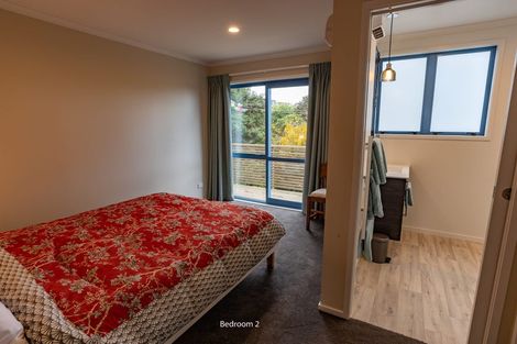 Photo of property in 64 Motuhara Road, Plimmerton, Porirua, 5026