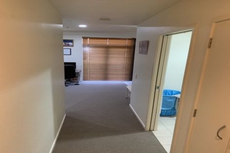 Photo of property in 1b/5 Charlotte Street, Eden Terrace, Auckland, 1021