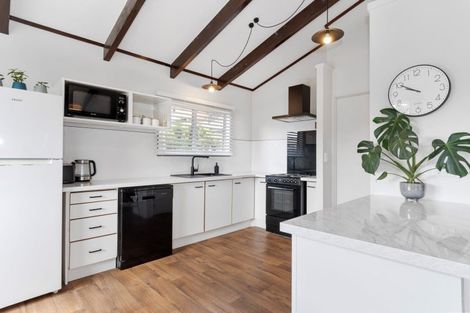 Photo of property in 4b Luke Street, Brookfield, Tauranga, 3110