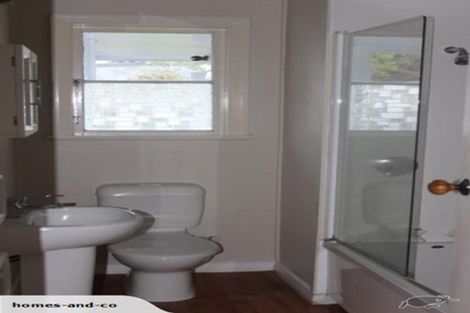 Photo of property in 28 Halton Street, Strowan, Christchurch, 8052