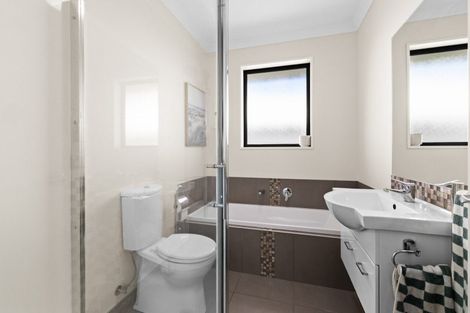 Photo of property in 21 Drake Crescent, Awatoto, Napier, 4110