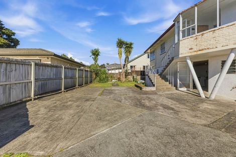 Photo of property in 330 Great South Road, Opaheke, Papakura, 2113