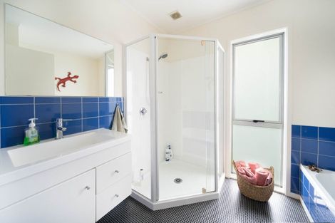 Photo of property in 571 Shoemaker Road, Waipu, 0582