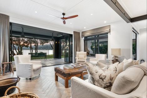 Photo of property in 10 Ida Way, Omaha, 0986