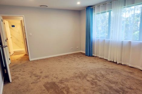 Photo of property in 111 Glendhu Road, Bayview, Auckland, 0629
