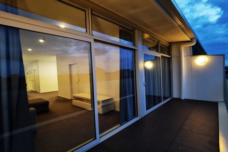 Photo of property in 106/102 Pakuranga Road, Pakuranga, Auckland, 2010