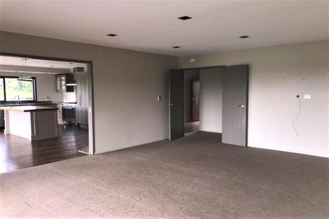 Photo of property in 334 Henwood Road, Hillsborough, New Plymouth, 4372