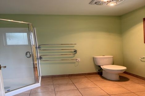 Photo of property in 1/5 Chateau Drive, Burnside, Christchurch, 8053