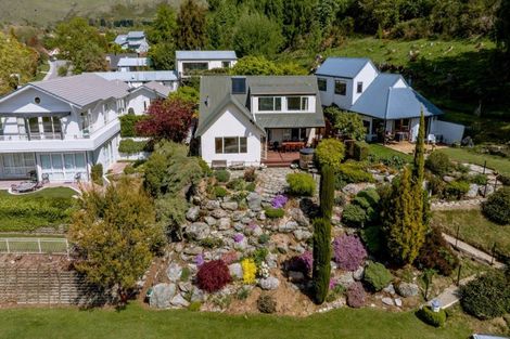 Photo of property in 53 Sargood Drive, Wanaka, 9305