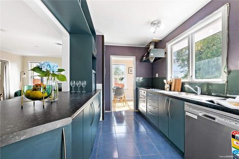 Photo of property in 49 Riverpark Crescent, Henderson, Auckland, 0610