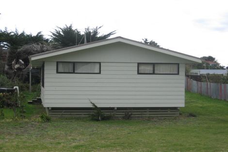 Photo of property in 163 Park Avenue, Waitarere Beach, Levin, 5510