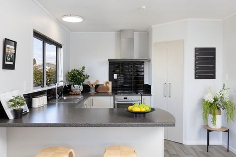 Photo of property in 10b Charles Street, Bellevue, Tauranga, 3110