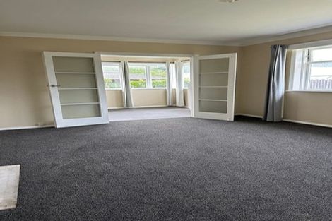 Photo of property in 9 Foster Street, Taita, Lower Hutt, 5011